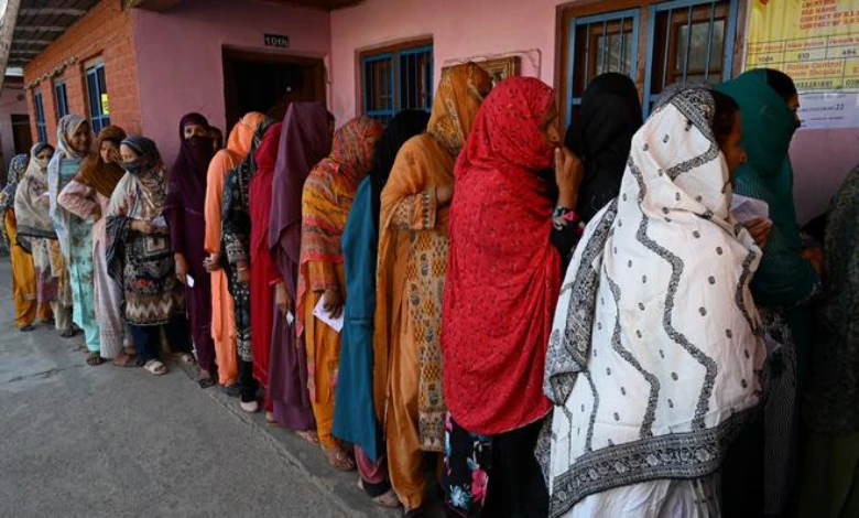 Jammu and Kashmir Voting 11 percent voting recorded by 9 am