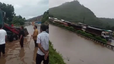 Meter long traffic jam on Ahmedabad-Udaipur highway going from Gujarat to Rajasthan