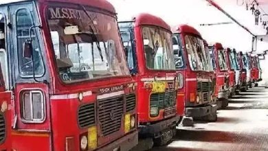 Mixed response to ST bus strike, festival drag people stuck