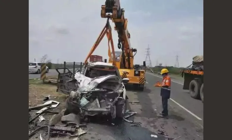 Morbi Wankaner Highway Road Accident, Three killed, three seriously