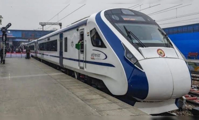 Engine failure on Delhi-Varanasi Vande Bharat Express; passengers transferred to Kanpur on another train.