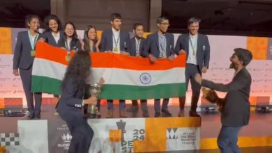 India's Chess Olympiad champions accept the trophy in Rohit Sharma style