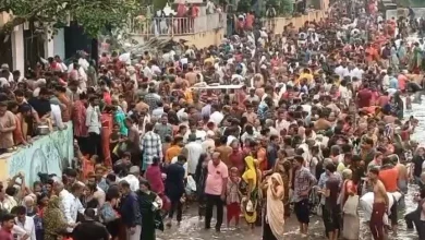 On the occasion of Somvati Amas, an ocean of devotees gathered at Damodar Kund and Koliyak!