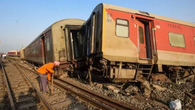 Major railway accident in Madhya Pradesh, two coaches derailed, all passengers safe...