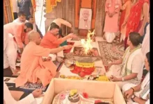 CM Yogi adityanath celebrated PM Modi's 74th birthday at Kashi Vishwanath