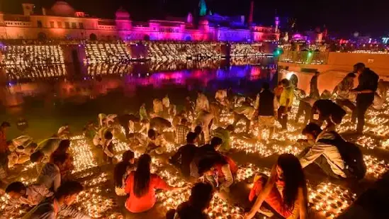 Ayodhya city lit up with the glow of 28,00,000 lakh lamps...