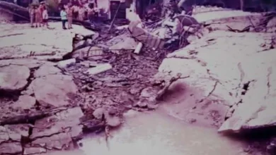 A large water tank collapsed in Pune, two people are feared dead