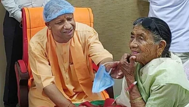 CM Yogi Adityanath's mother's health deteriorated, admitted to hospital