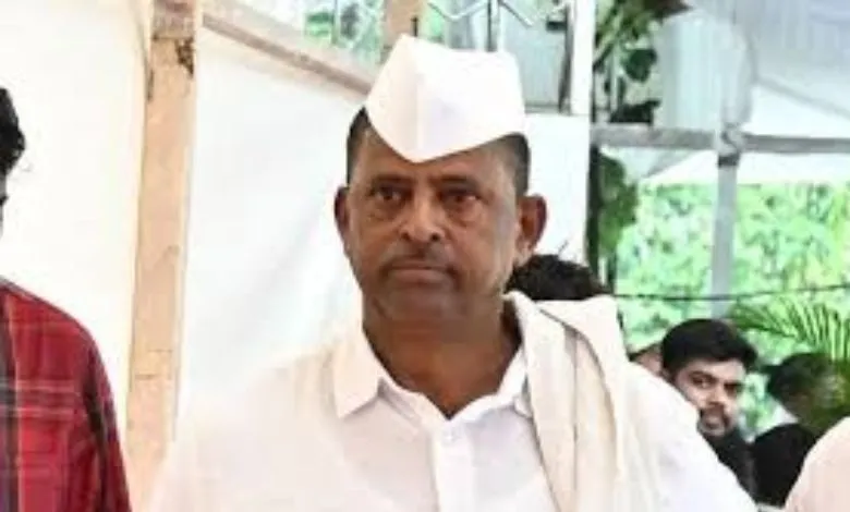 Maharashtra Assembly Deputy Speaker Narahari Jirwal jumped from the third floor of the ministry