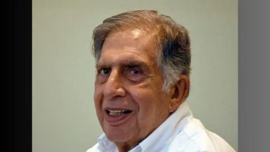 Parsi community in Gujarat mourns Ratan Tata's death