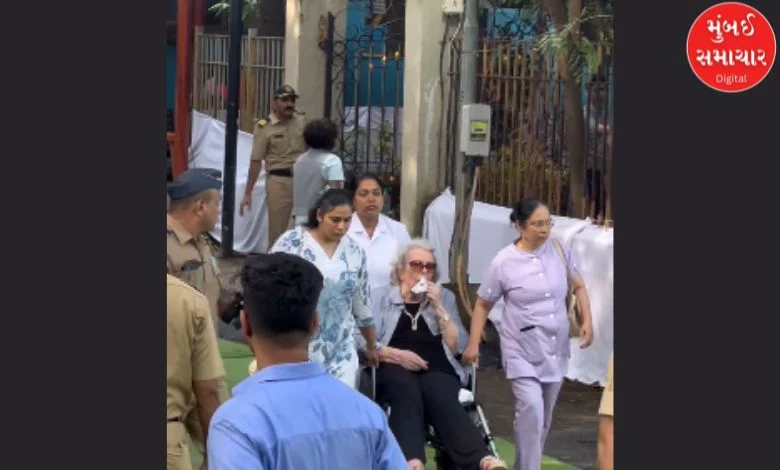 Ratan Tata's mother arrived to bid her last farewell to her son