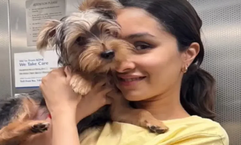 Shraddha Kapoor Is Sending The Cutest Navratri Wishes With Her 'Little Kanchka'