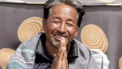 Denied permission for Jantar Mantar, Sonam Wangchuk sits on fast at Ladakh Bhawan