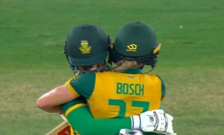 South Africa beat Australia enter icc women t20 world cup final