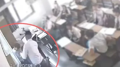 Student beaten in gujarat, teacher suspended