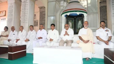 Union Minister Mansukh Mandaviya and CM Bhupendra Patel paid floral tributes to Mahatma Gandhi at Kirti Mandir.