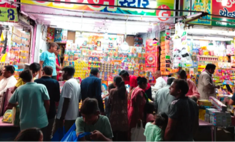 40 percent price increase in diwali firecrackers in ahmedabad