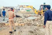 Bulldozer action on resorts in Kutch