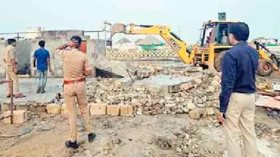 Bulldozer action on resorts in Kutch