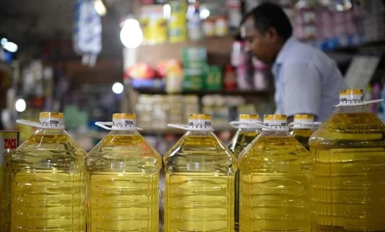 After dessert in Rajkot, now food department pan on edible oil