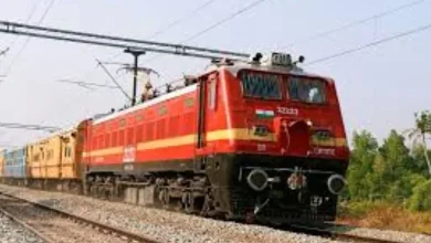 Train stopped for three hours due to bomb rumor in Purushottam Express