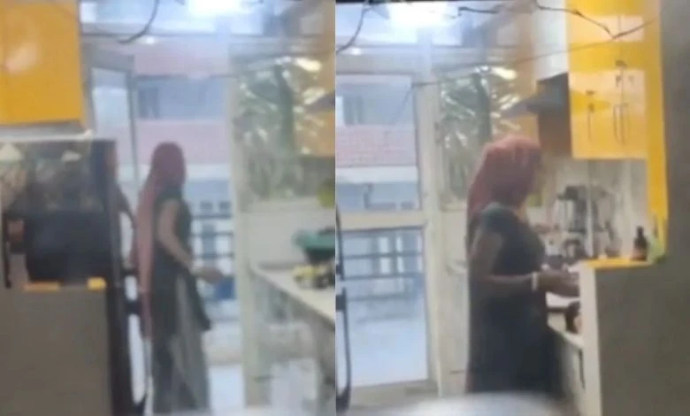 Ghaziabad maid urinates in the utensil and makes roti through it