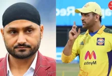 Harbhajan trolled for a comment about Dhoni