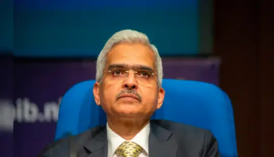 rbi governor shaktikanta das holding central banker award"