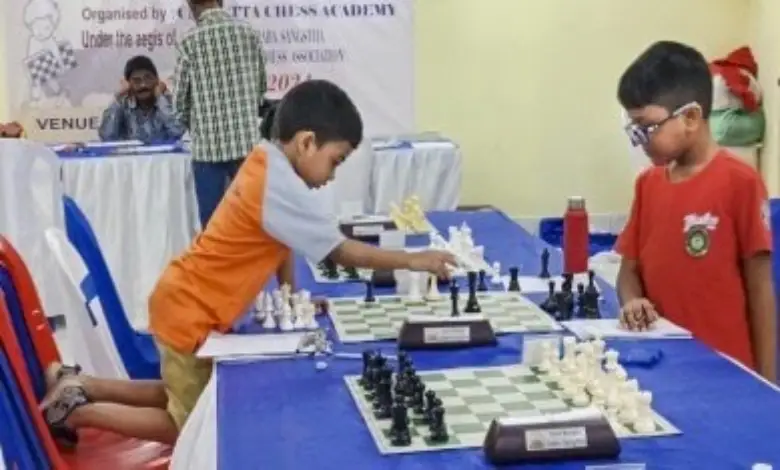 3 years old Chess player Anish Sarkar creates history