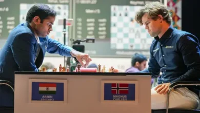 Carlsen wins both chess titles in Kolkata