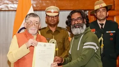 Hemant Soren stakes claim to form government, swearing-in ceremony on November 28