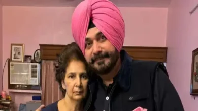 Navjot Sidhu gets into trouble in cancer case, gets legal notice worth Rs 850 crore...