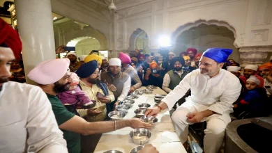 Rahul Gandhi visited the Golden Temple in Amritsar offered Sewa