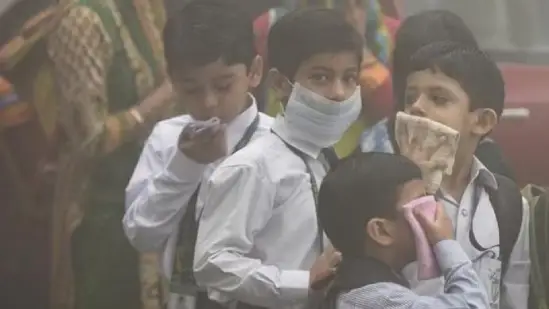 Schools closed successful  Delhi owed  to pollution