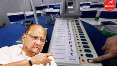 Sharad Pawar making a statement on EVM hacking.