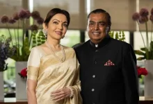 What happened that Mukesh Ambani and Nita Ambani will go to America instead of Mahakumbh?