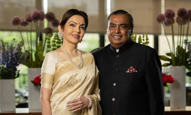 What happened that Mukesh Ambani and Nita Ambani will go to America instead of Mahakumbh?