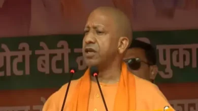 CM Yogi's big hit in Jharkhand compares Alamgir Alam to Aurangzeb