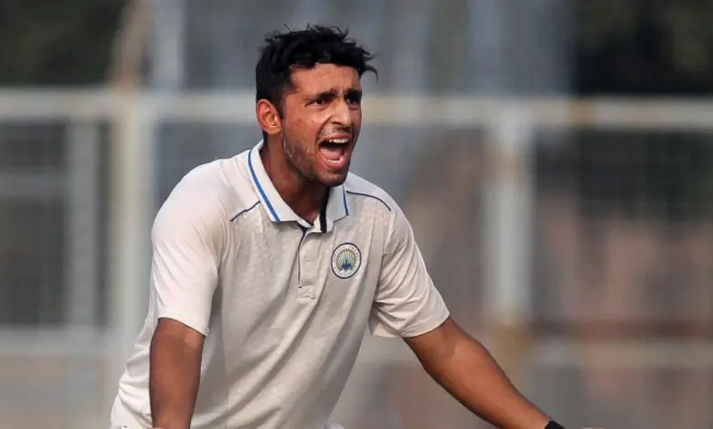 What's the matter!...This bowler took each  10 wickets successful  a Ranji Trophy innings...