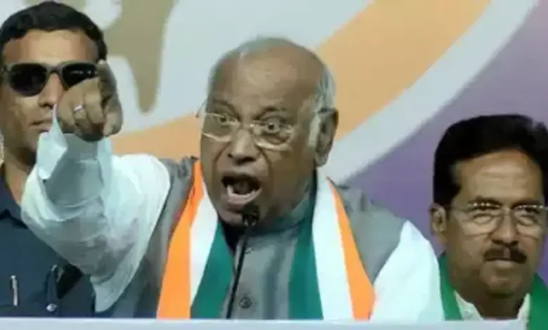 Mallikarjun Kharge calls BJP-RSS poisonous snakes