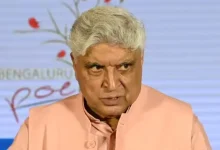 Lyricist Javed Akhtar acquitted as complainant withdraws case