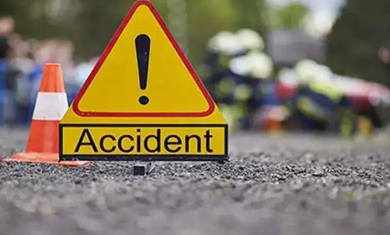 Four killed successful  accidents successful  Kutch