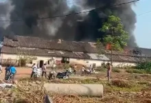 Fierce fire in Gandevi's godown