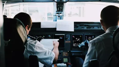 Pilot flees flight saying 'duty time is over', passengers inconvenienced