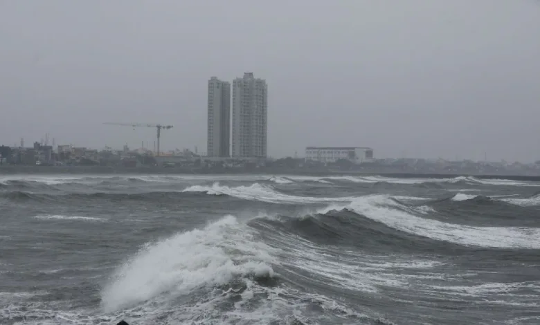 Fengal Effect?: Drizzle in Mumbai, coolness spread amid political heat