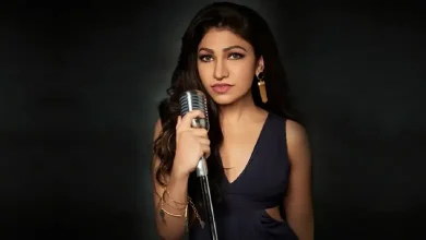 Rchest female singer of India