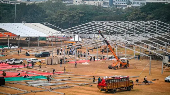 Preparation for the swearing-in ceremony of Maharashtra's new government