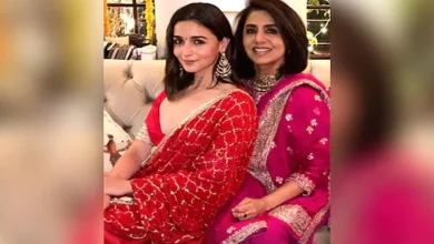 Alia mom, mom kept doing it and Neetu