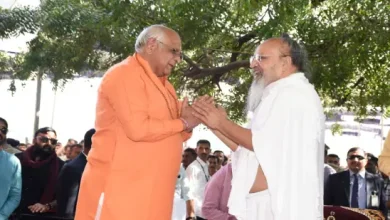 Gujarat CM Visits gadhethad gayatri ashram