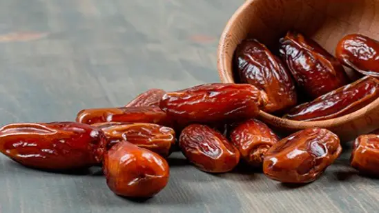 Benefits of eating dates in winter